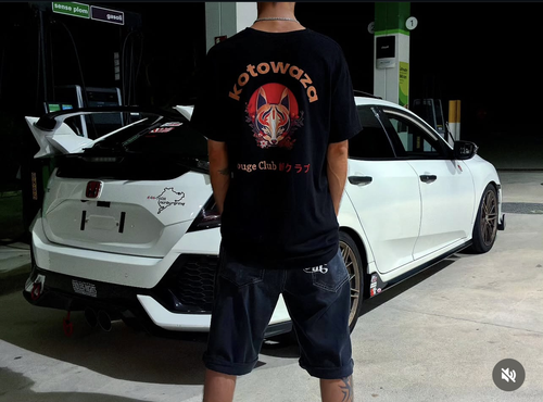 Camiseta negra manga corta